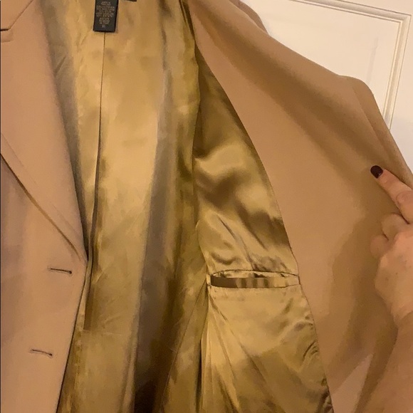 Banana Republic lined wool tan/camel topcoat. - Picture 4 of 6